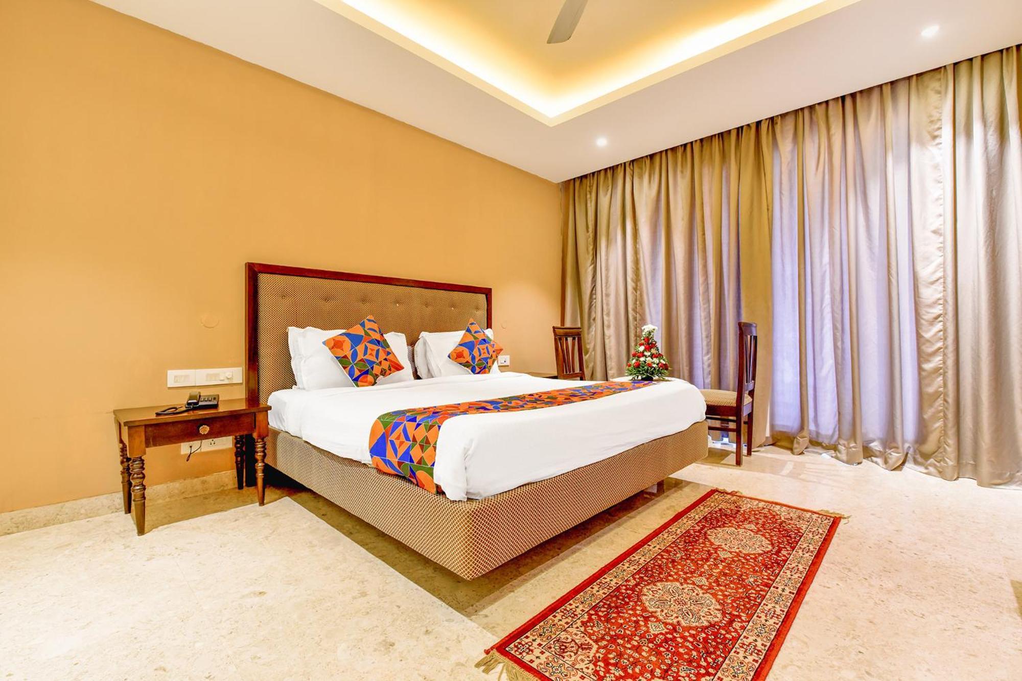 Fabhotel Prime The King's Court - Nr