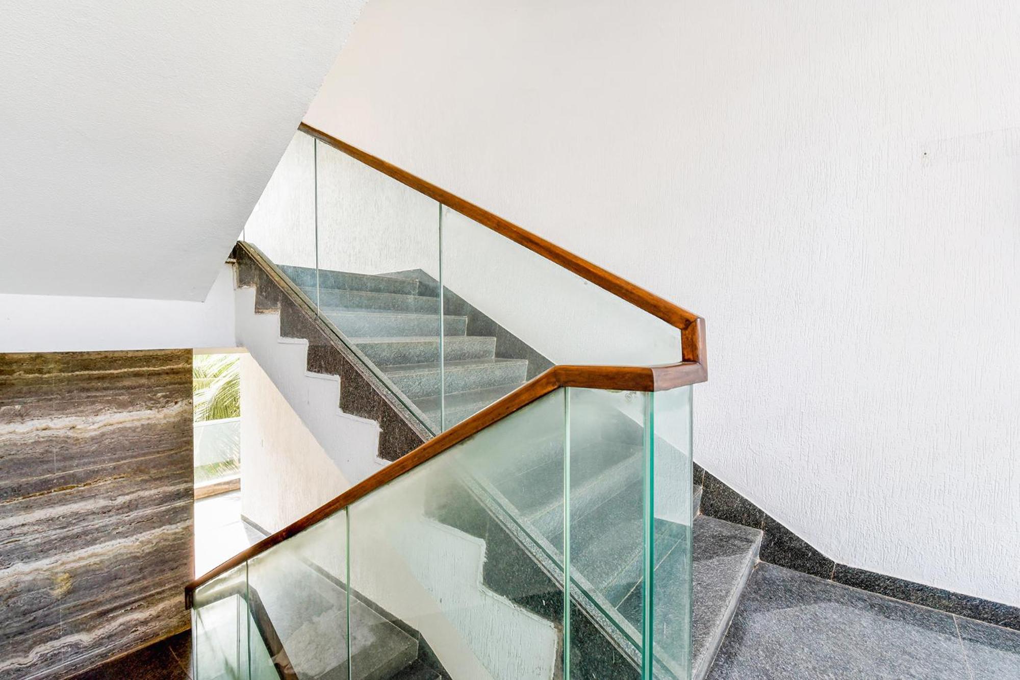 Fabhotel Prime The King's Court - Nr Hotel 3*